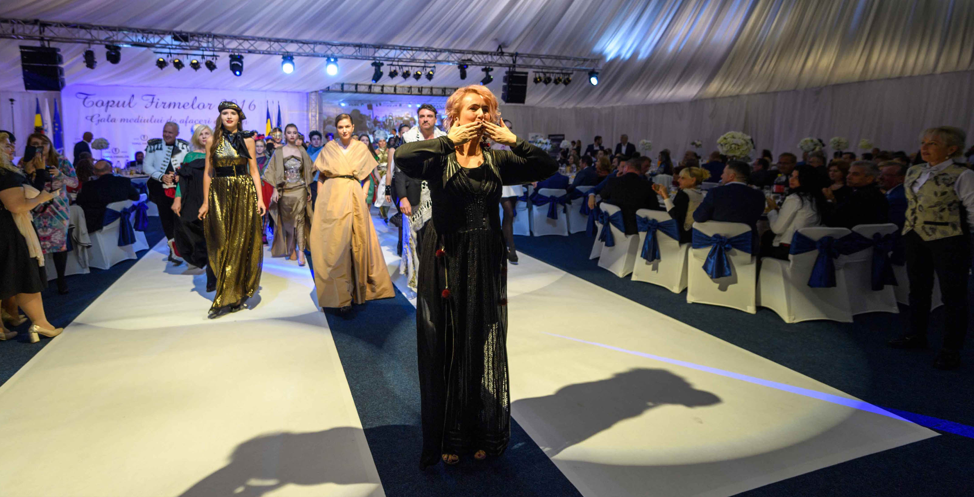 Timeless - Chic by Vali Cioban - Topul Firmelor Aradene 2017