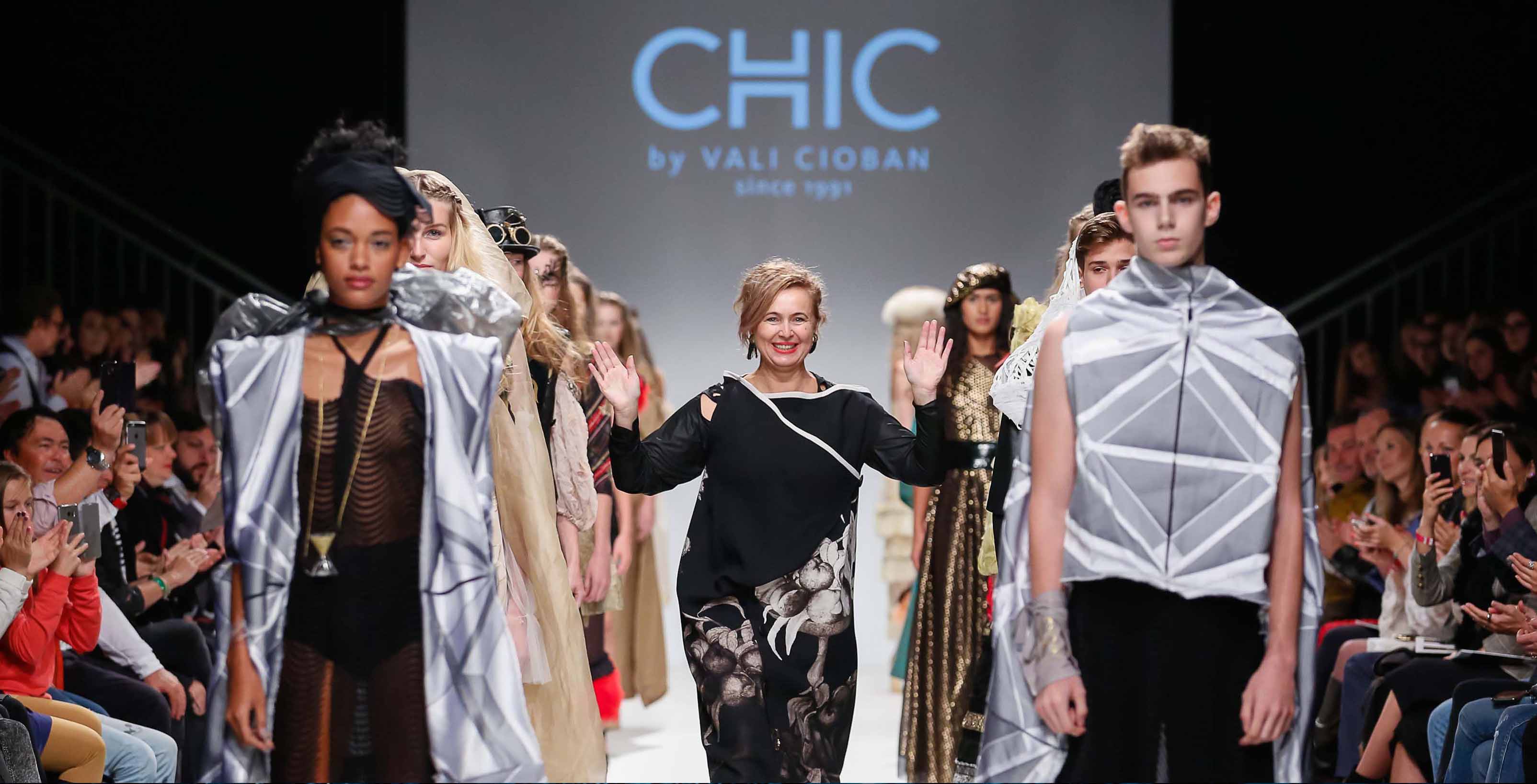 Timeless - MQ Vienna Fashion Week.17